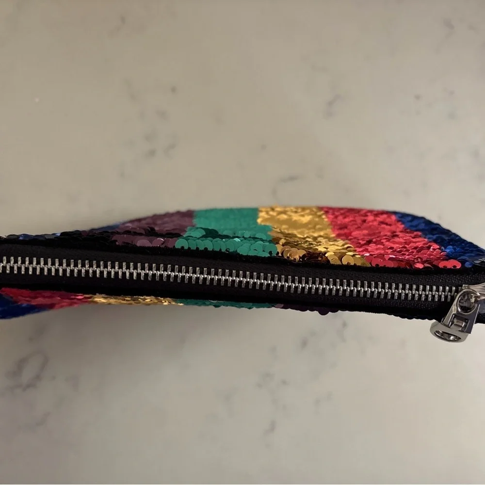 Chelsea28 sequin clutch